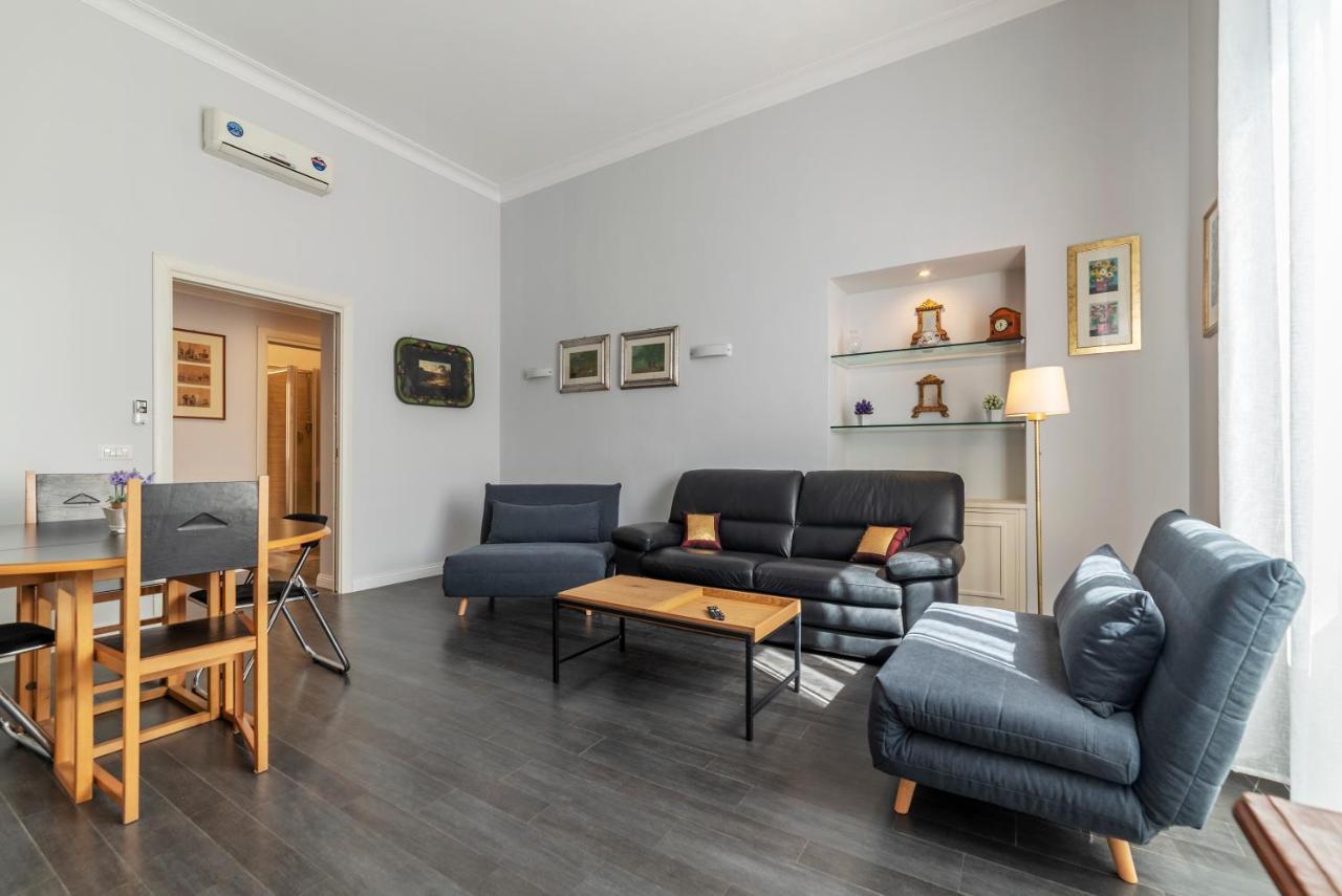 Piazza Del Popolo Apartment With View Рим Екстериор снимка