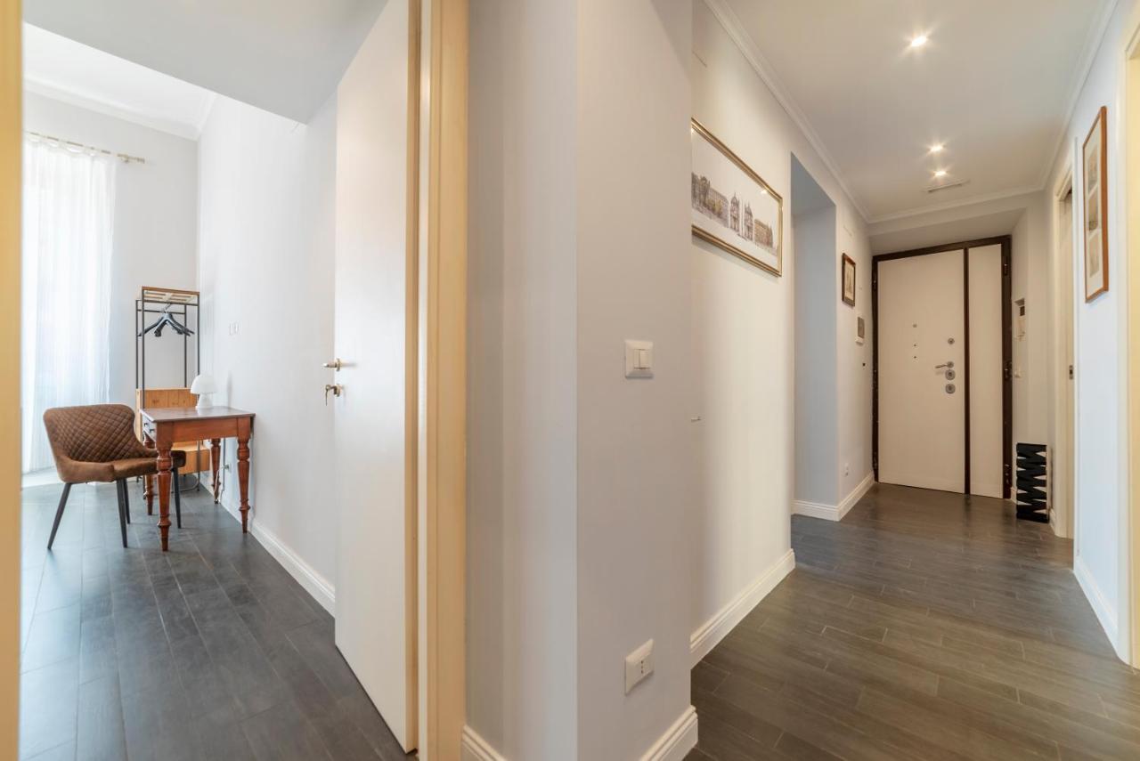 Piazza Del Popolo Apartment With View Рим Екстериор снимка